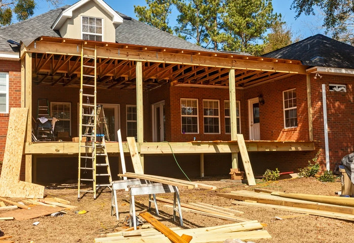 Comparison of wood and composite decking for durability maintenance and long term value